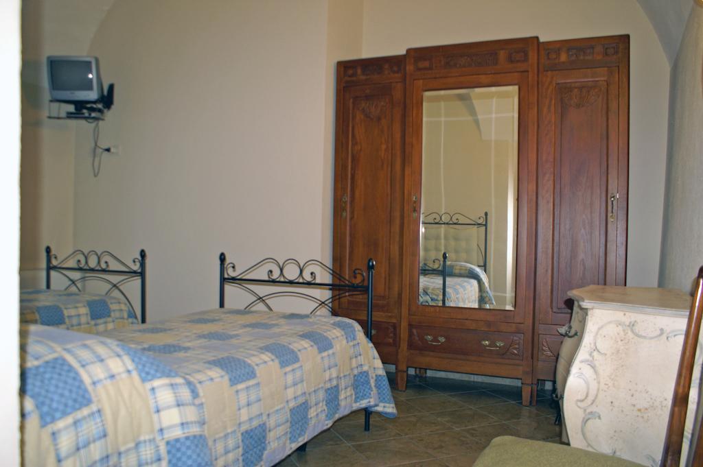 Hotel Porta Santa Maria Busca 외부 사진