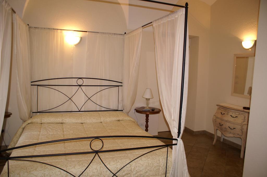 Hotel Porta Santa Maria Busca 객실 사진